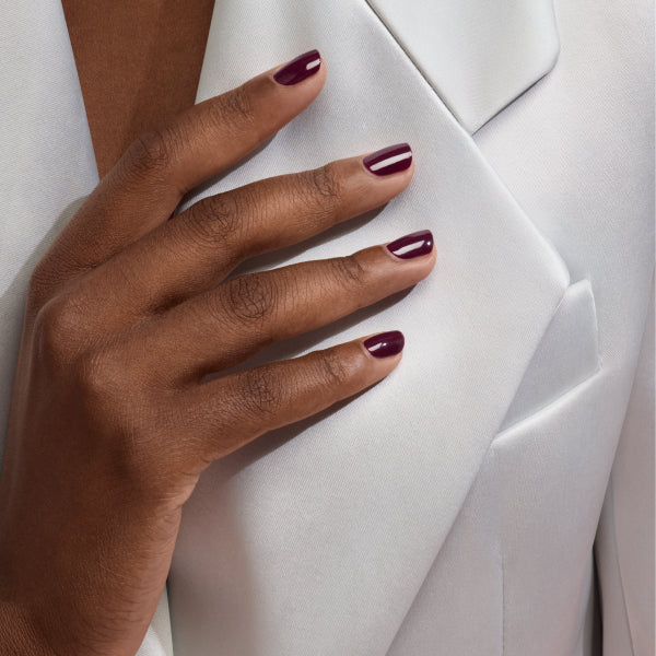 Bordeaux nails: chic ideas and nail art trends to inspire your next manicure
