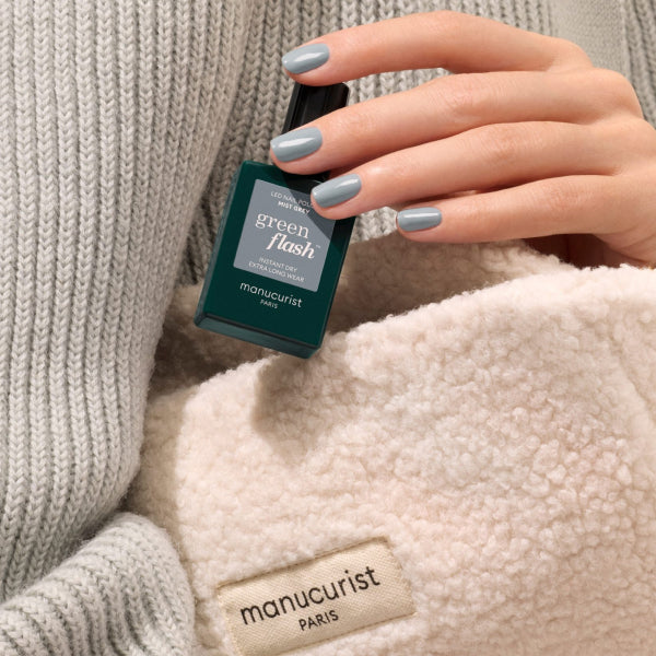 Grey nails: manicure ideas and nail art inspiration