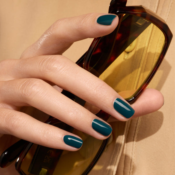 October Nails 2026: Trending Autumn Nail Polish Colours