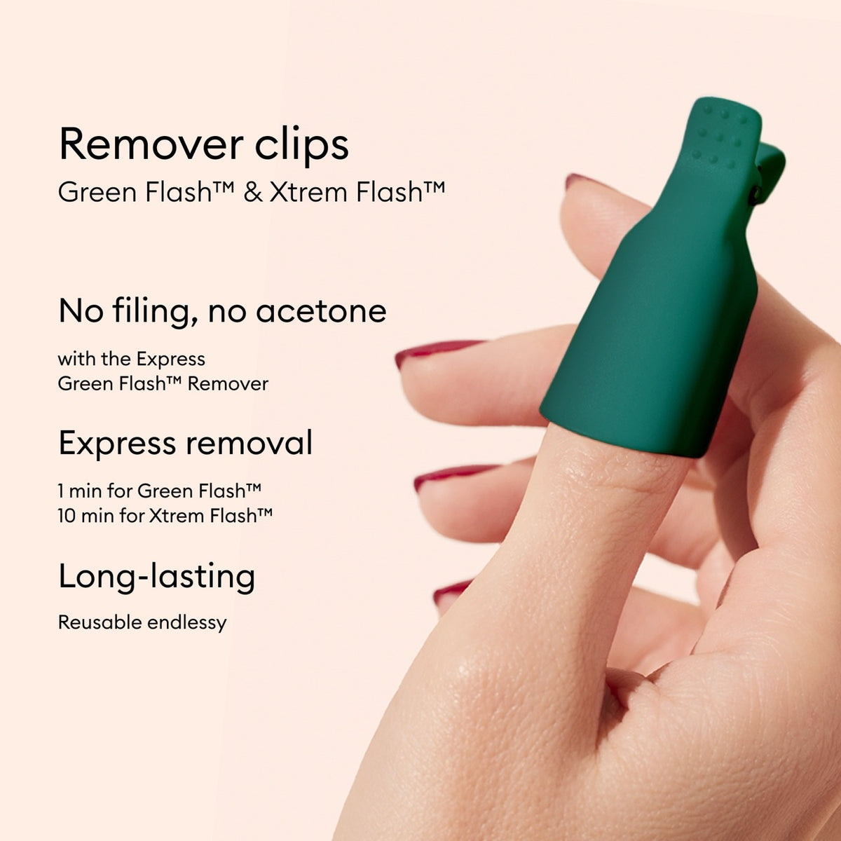 A hand with a dark green Manucurist Nail Clip on the thumb is shown against a beige background. Text highlights benefits such as no filing, acetone-free use, fast gel polish removal, and reusability for Green Flash and Xtrem Flash.
