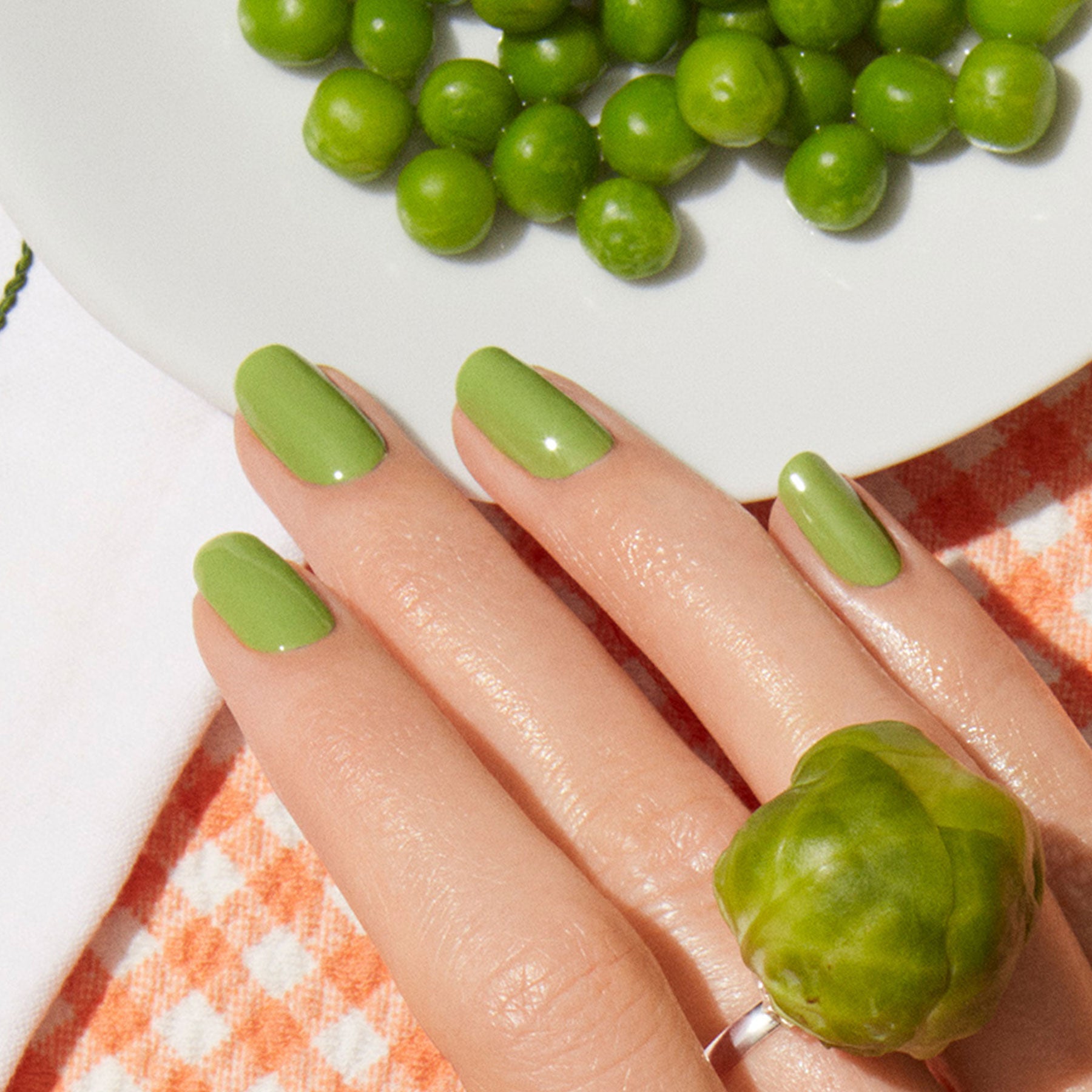 7 Best Green Nail Polish Colors - Trendy Green Nail Shades to Shop Now